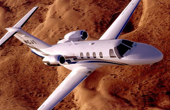 Заказать 
                            
                            CESSNA CITATION CJ1 AND CJ1 PLUS
                         для группового перелета