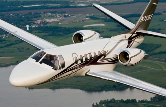 Заказать 
                            
                            CESSNA CITATION V ULTRA
                         для группового перелета